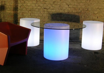Стол пластиковый со стеклом светящийся Arthur Lighting