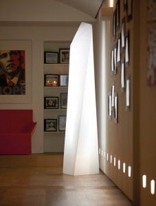 Светильник пластиковый напольный SLIDE Manhattan Lighting IN полиэтилен белый Фото 8