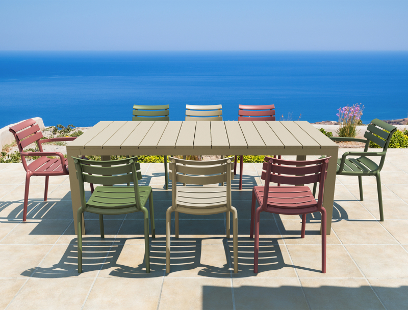 Стол пластиковый раздвижной Atlantic Table 210/280