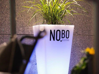 Кашпо пластиковое светящееся Y-Pot Lighting