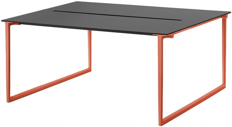 Стол с каналом для протяжки проводов Toa Workstation