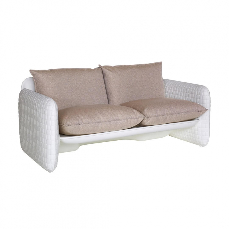 Диван пластиковый с подушками Mara Standard