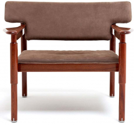 Кресло деревянное с обивкой-thumbs-Фото1