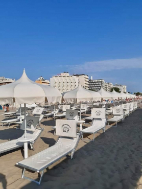 Пляж Bagni Novella 114, Риччоне, Италия