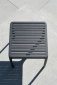 Столик пластиковый для шезлонга PAPATYA Wave Side Table стеклопластик антрацит Фото 5