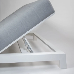 Шезлонг-лежак мягкий Grattoni Bite  алюминий, ткань sunbrella белый, светло-серый Фото 7