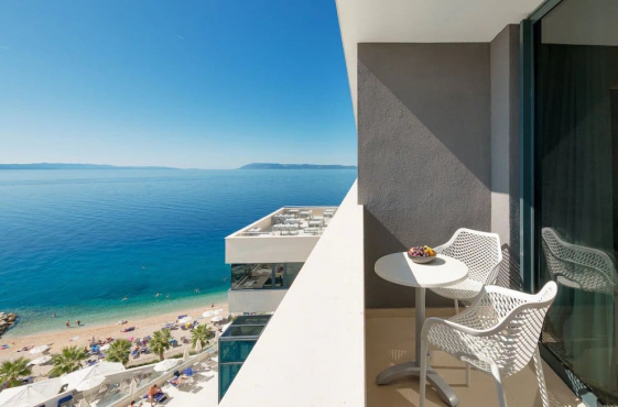 Medora Hotel, Греция