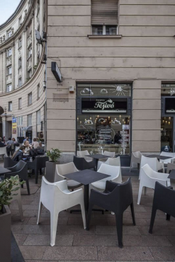 Milk Bar Cserpes Tejivo, Будапешт