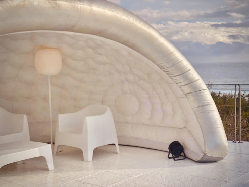 Noon+ Reunion Island, Реюньон, Франция