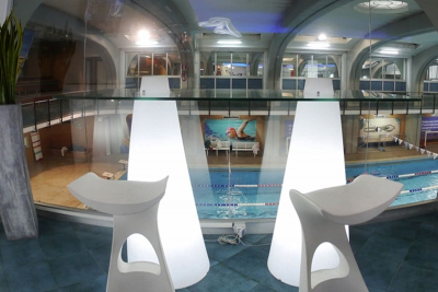 Стол пластиковый барный светящийся SLIDE Peak Lighting полиэтилен, закаленное стекло белый Фото 5