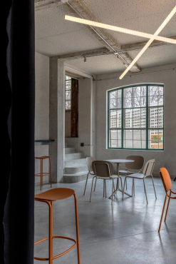 Platforma Wolff, Бухарест, Румыния