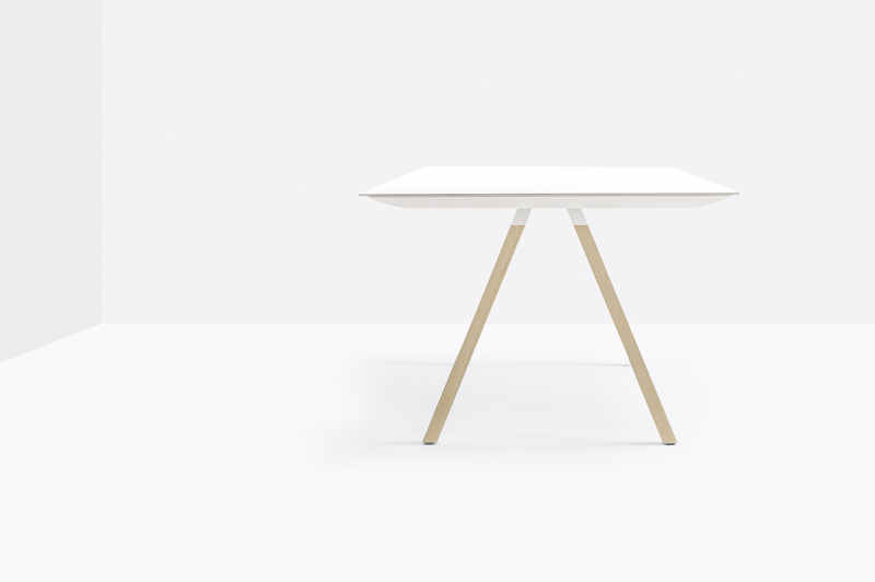 Стол ламинированный Arki-Table Wood