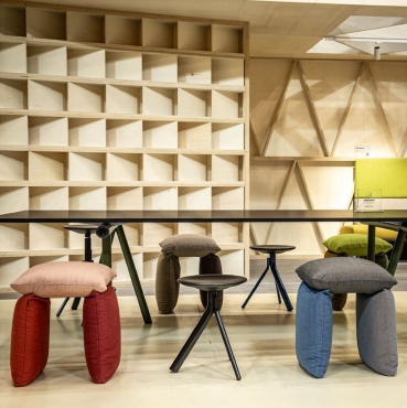 Et al. на выставке Salone del Mobile.Milano 2022