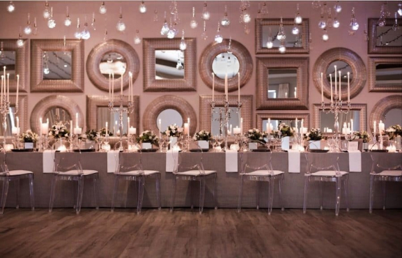 Bona Dea, Южная Африка