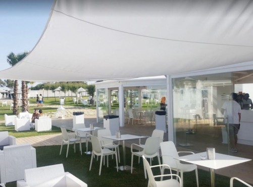 Oktàgona beach & restaurant, Бриндизи, Италия