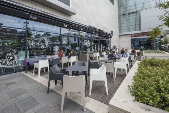 Milk Bar Cserpes Tejivo, Будапешт