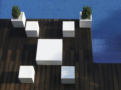 Столик пластиковый кофейный Vondom Jut Chill Basic полиэтилен Фото 11