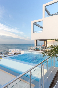 Moncastro Beach Hotel, Затока