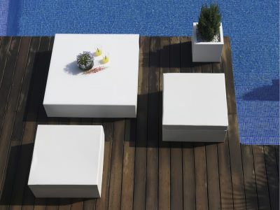 Столик пластиковый кофейный Vondom Jut Chill Basic полиэтилен Фото 12