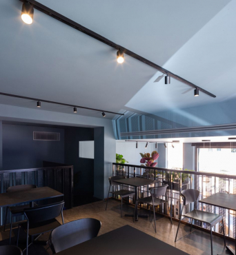 Jet Cafe, Милан, Италия