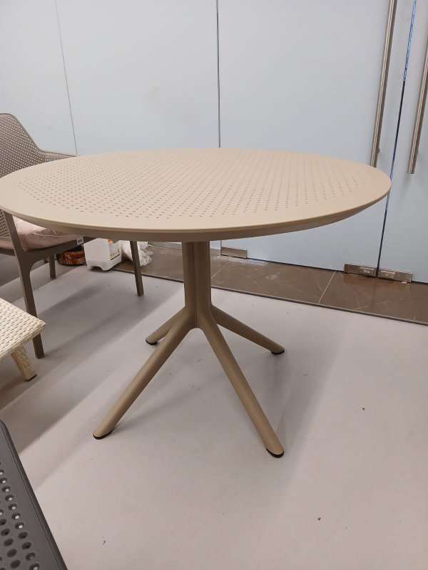 Стол пластиковый Sky Table Ø105, бежевый, Ø1050х740 мм