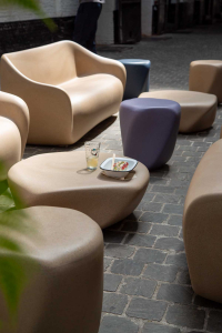 Столик пластиковый журнальный SLIDE Reborn Standard полиэтилен миндальный бежевый Фото 8