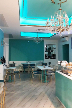 Uau Bar, Милан, Италия