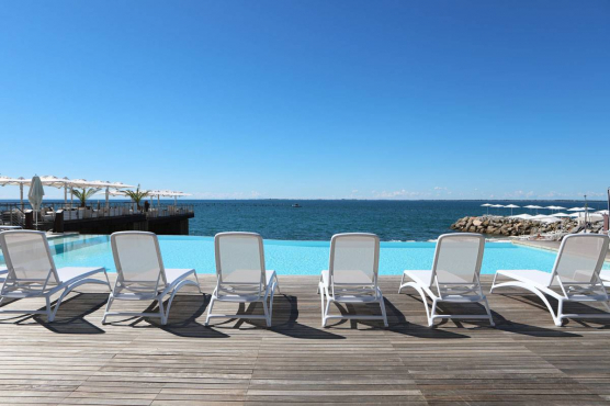 Beach Club Portopiccolo, Систиана, Италия