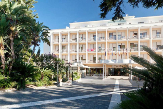 Grand Hotel Moon Valley, Вико-Экуэнсе, Италия