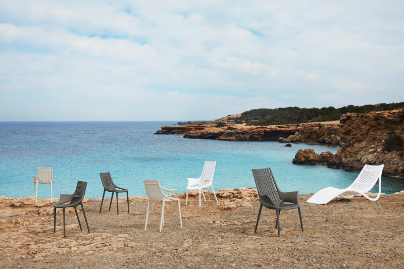 Лежак пластиковый Ibiza Basic
