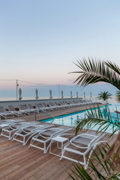 Moncastro Beach Hotel, Затока