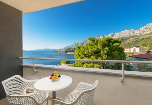 Medora Hotel, Греция