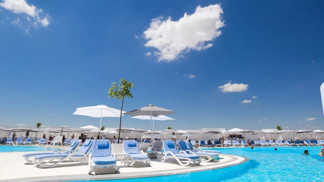 Летняя резиденция Santorini, г. Краснодар