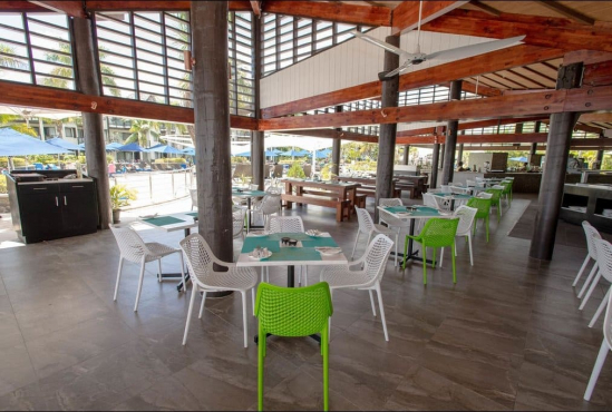 Ресторан Blu Brasserie в отеле Radisson Blu Resort Fiji Denarau Island, о. Денарау