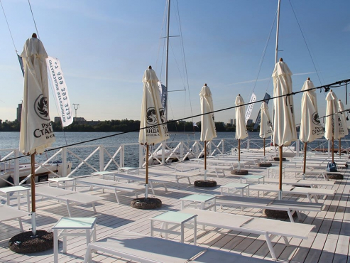 Пляж в Яхт-клубе, г. Москва