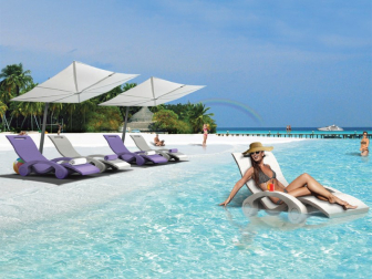 Шезлонг-лежак пластиковый плавающий Serendipity Chaise Floating S130