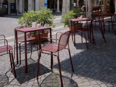 Проект:Caffè Commercio, Азоло, Италия