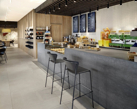 Al Santuario - Café and Bistro, Адро, Италия