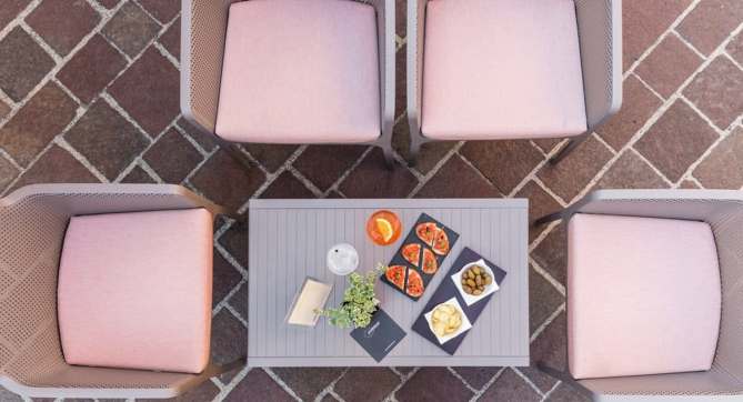 Pomiroeu, Italia Seregno