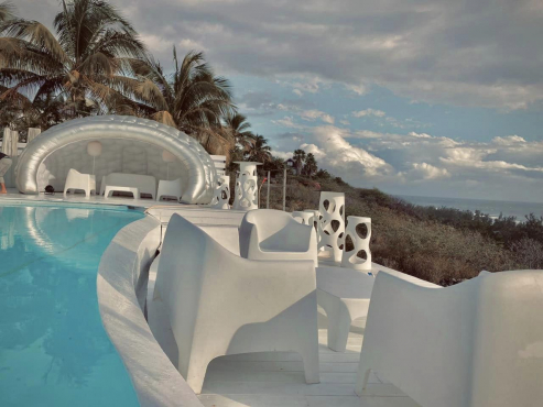 Noon+ Reunion Island, Реюньон, Франция