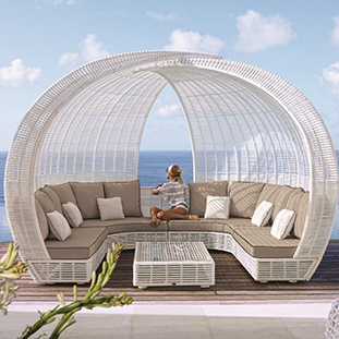 Лаунж-зоны и бунгало