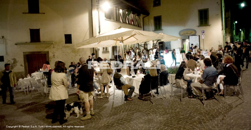 Стул прозрачный Blitz