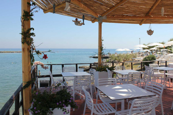 Cala San Giovanni, Полиньяно-а-Маре, Италия