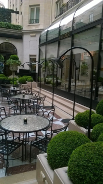 Four Seasons Hotel George V, Париж, Франция