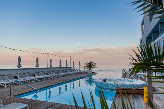 Moncastro Beach Hotel, Затока