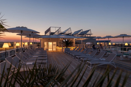 Moncastro Beach Hotel, Затока