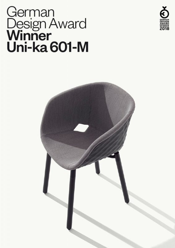 Кресло с обивкой Uni-ka