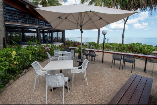 Ресторан Blu Brasserie в отеле Radisson Blu Resort Fiji Denarau Island, о. Денарау