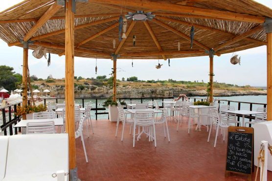 Cala San Giovanni, Полиньяно-а-Маре, Италия