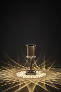 Светильник настольный уличный Vondom Gatsby Cylinder LED органическое стекло дымчатый Фото 4